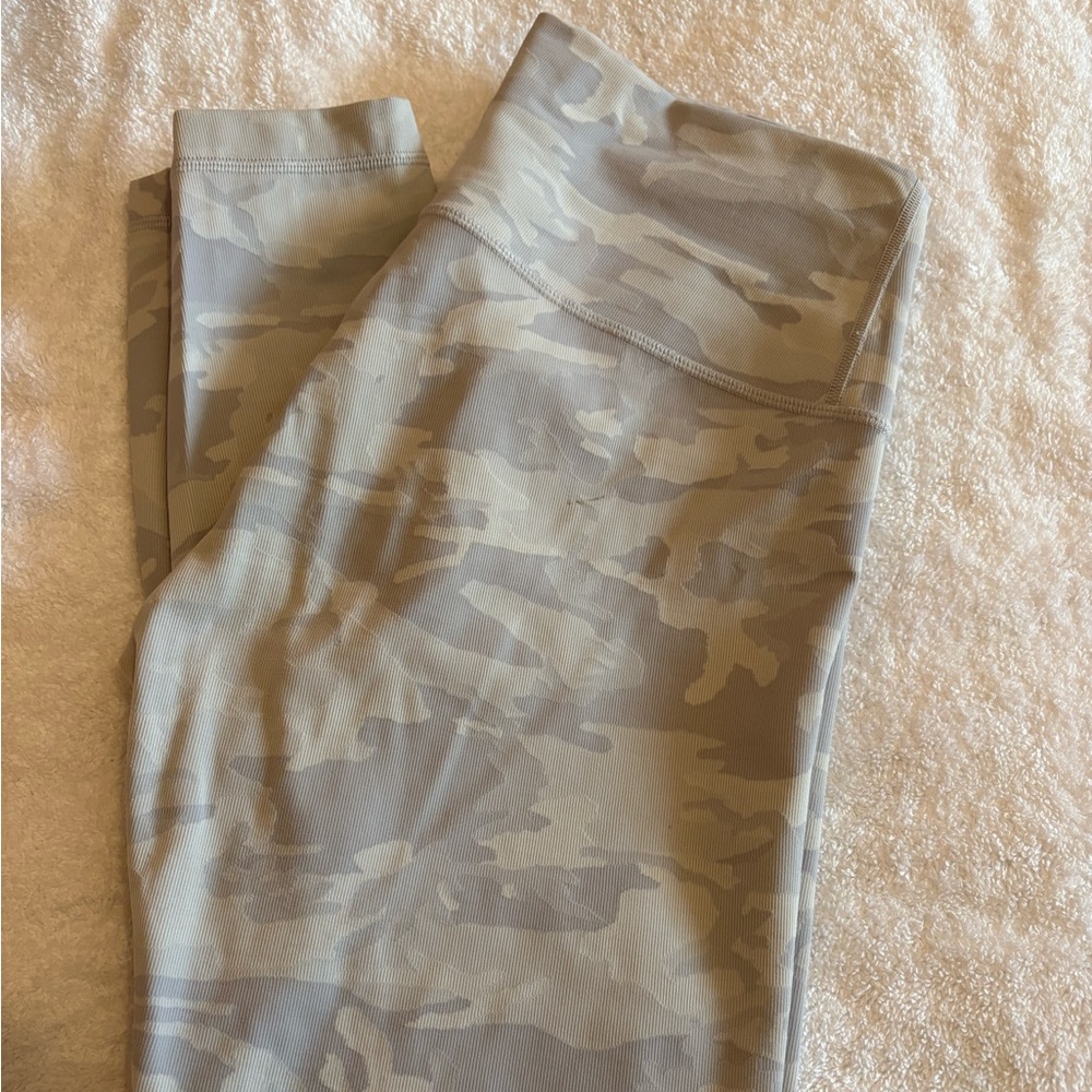 Lululemon Athletica grey camouflage